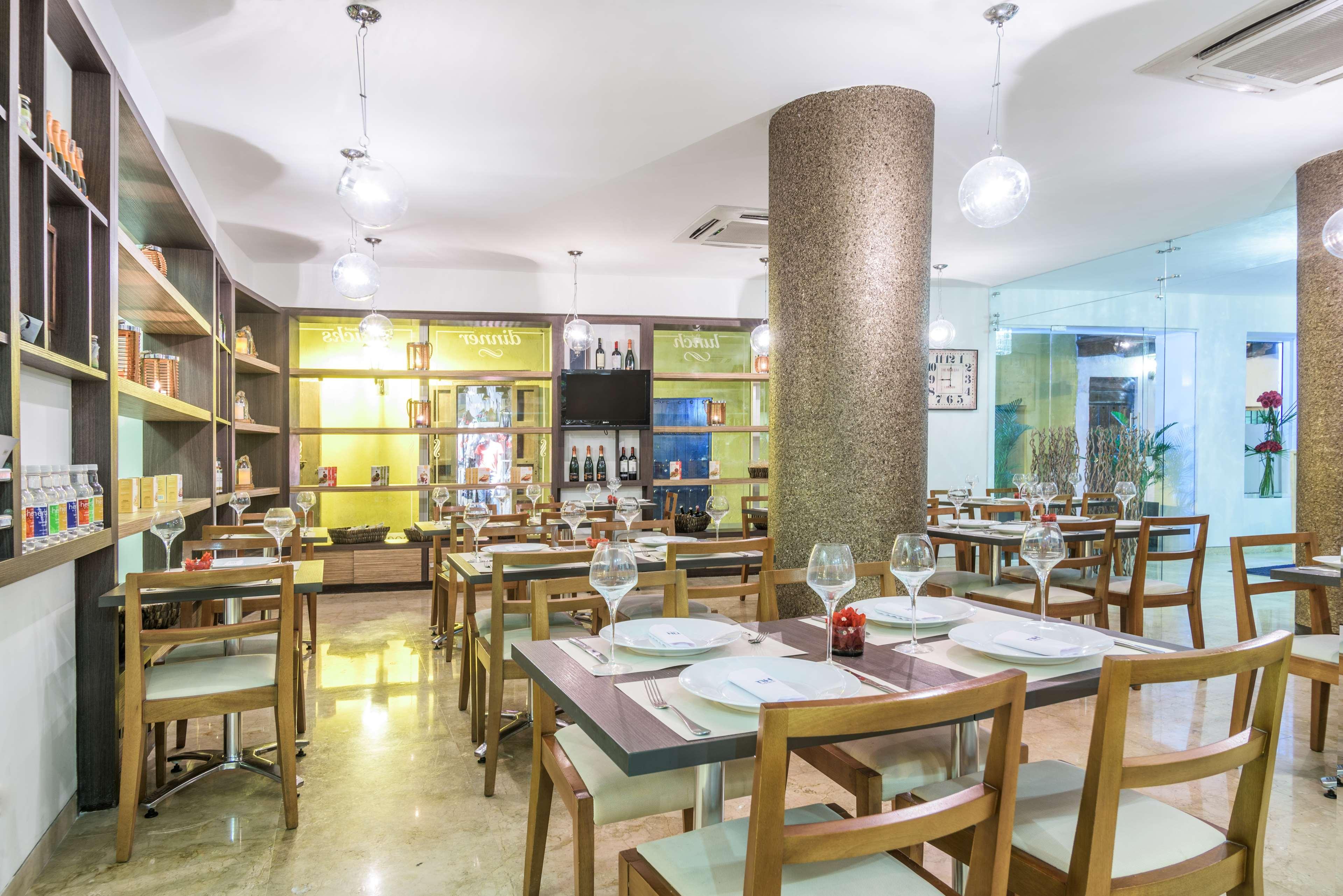 فندق إن إتش رويال أوربان كارتاجينا Cartagena المظهر الخارجي الصورة