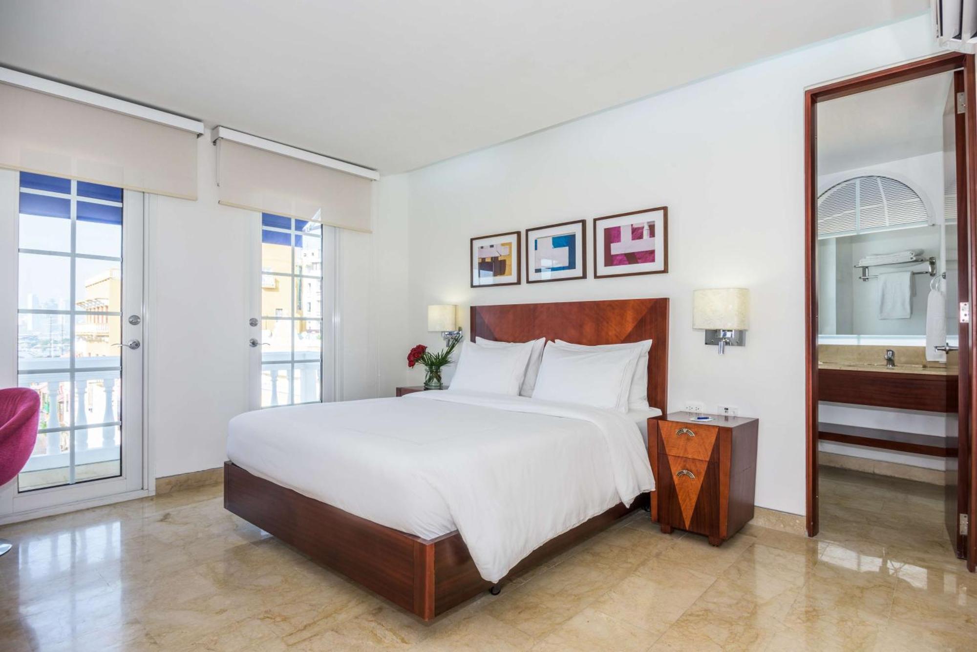 فندق إن إتش رويال أوربان كارتاجينا Cartagena المظهر الخارجي الصورة